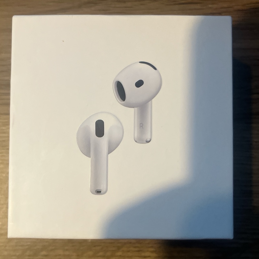 Apple White Wireless Earbuds